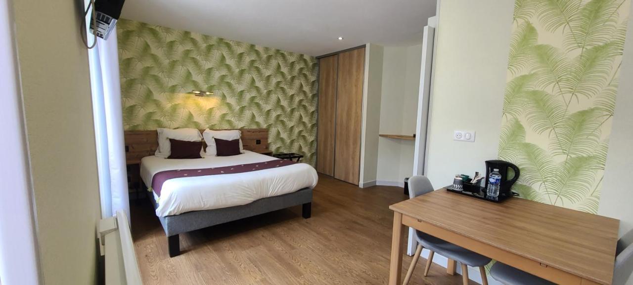 Logis Hotel Auberge De L'Allagnonette Saint-Poncy エクステリア 写真