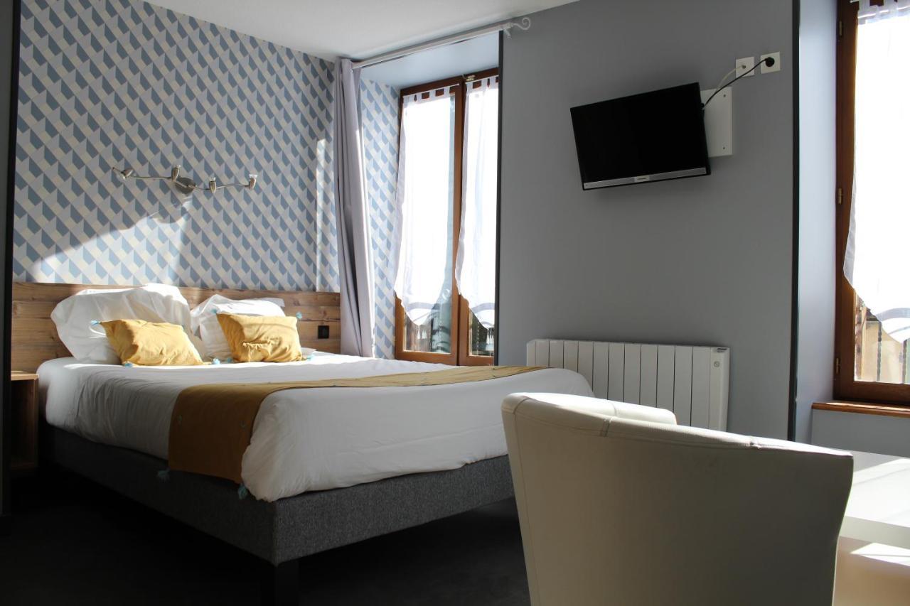 Logis Hotel Auberge De L'Allagnonette Saint-Poncy エクステリア 写真