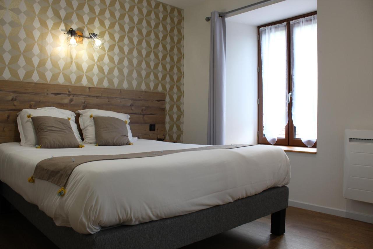 Logis Hotel Auberge De L'Allagnonette Saint-Poncy エクステリア 写真