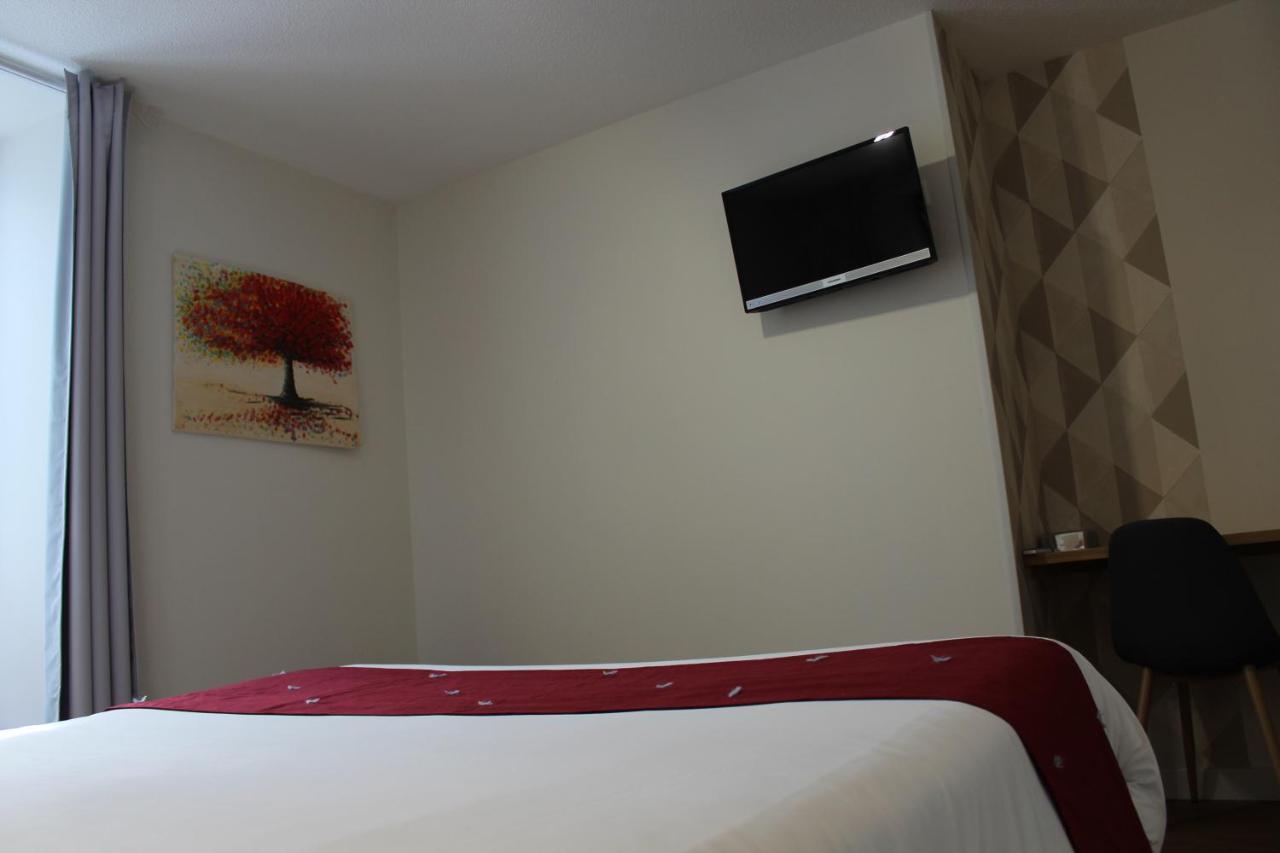 Logis Hotel Auberge De L'Allagnonette Saint-Poncy エクステリア 写真