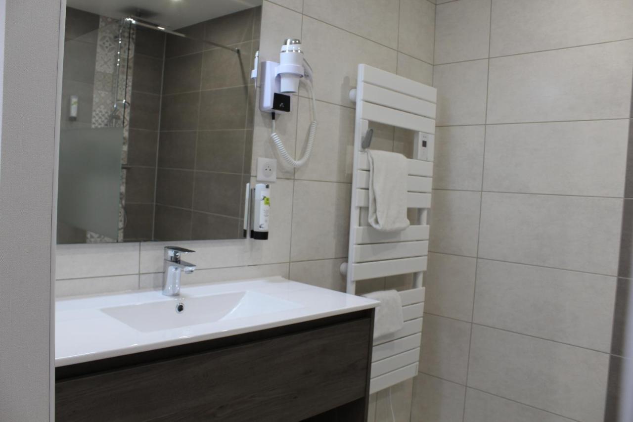 Logis Hotel Auberge De L'Allagnonette Saint-Poncy エクステリア 写真