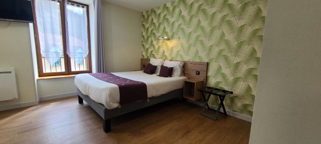Logis Hotel Auberge De L'Allagnonette Saint-Poncy エクステリア 写真